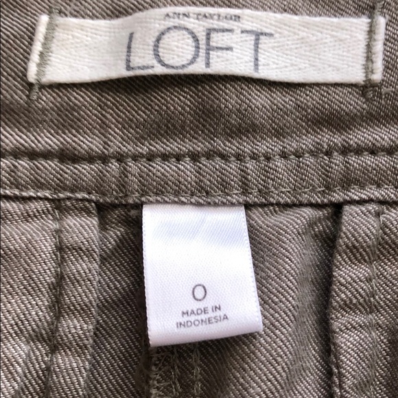 Ann Taylor LOFT olive green mini skirt Size 0 - Picture 4 of 4